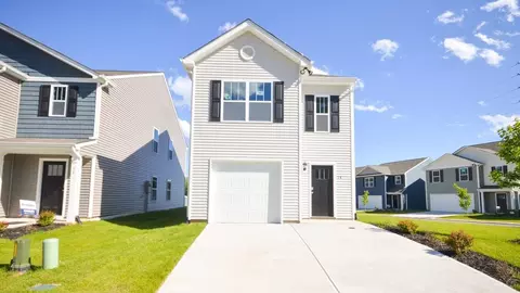 74 Caroline Valley Ln, Hendersonville, NC 28792