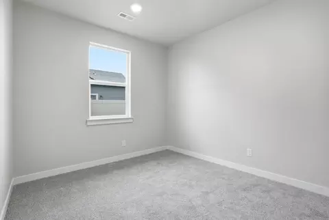 Bedroom - 705 E 5th St, Deer Park, WA 99006 photo 3 of 5