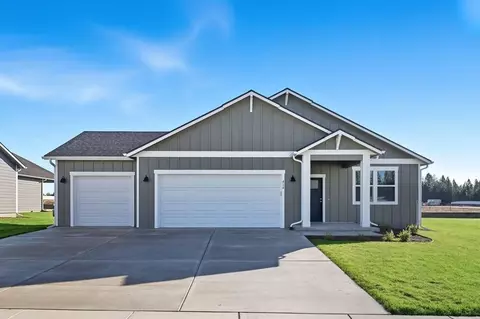 Exterior - 705 E 5th St, Deer Park, WA 99006 photo 5 of 7