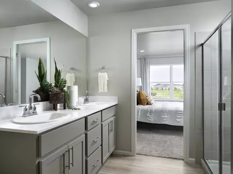 Bath - 746 N Rome St, Aurora, CO 80018 photo 2 of 2