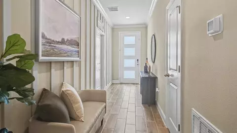 Entry Way - 7035 Berwick Cir, Labelle, FL 33935 photo 1 of 2