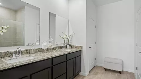 Bath - 7035 Berwick Cir, Labelle, FL 33935 photo 4 of 4