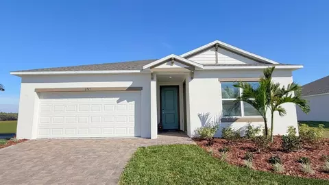 Exterior - 7035 Berwick Cir, Labelle, FL 33935 photo 5 of 6