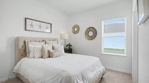 Bedroom - 7035 Berwick Cir, Labelle, FL 33935 photo 2 of 7