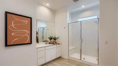 Bath - 3010 N 96th Ln, Phoenix, AZ 85037 photo 1 of 4