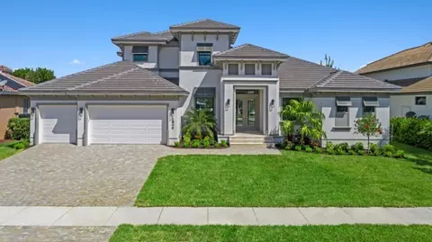 131 Templewood Ct, Marco Island, FL 34145