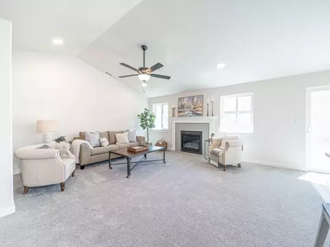 Living - Wyoming, Rathdrum, ID 83858 photo 4 of 4