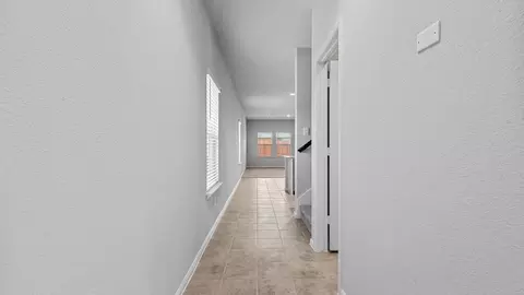 Entry Way - 136 Springhill North Rd, Boyd, TX 76023 photo 10 of 13