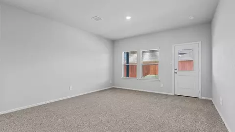 Living - 136 Springhill North Rd, Boyd, TX 76023 photo 2 of 8