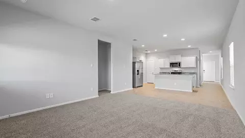 Living - 136 Springhill North Rd, Boyd, TX 76023 photo 5 of 8