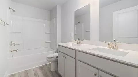 Bath - 744 Doonbeg Ct, Conway, SC 29526 photo 2 of 2