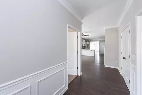Entry Way - 4901 Hazelnut Ln, Apison, TN 37302 photo 2 of 10
