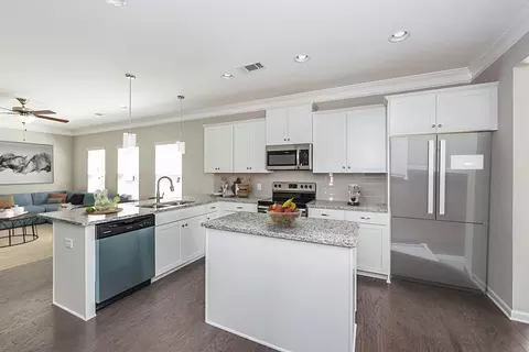 Kitchen - 4901 Hazelnut Ln, Apison, TN 37302 photo 14 of 18