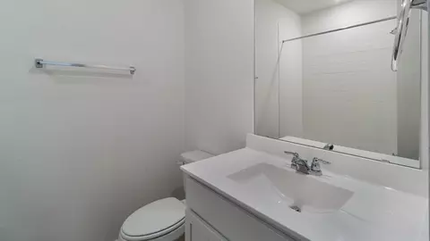 Bath - 1122 Celosia Loop, Kyle, TX 78640 photo 1 of 5
