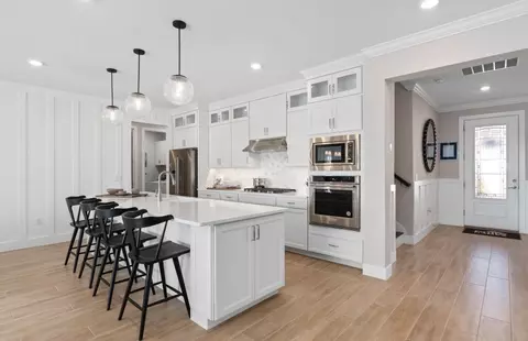 Kitchen - 2028 Mossy Vine Ave, Saint Cloud, FL 34771 photo 4 of 4