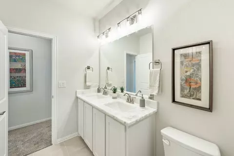 Bath - 1706 Baldwin Dr, Cedar Hill, TX 75104 photo 6 of 7