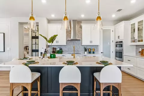 Kitchen - 3765 142nd Ter E, Parrish, FL 34219 photo 2 of 2