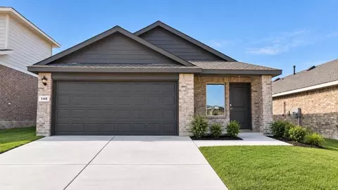 146 Davis Ln, Newark, TX 76071