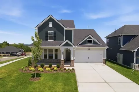 1104 Callaway Dr, Lebanon, TN 37087