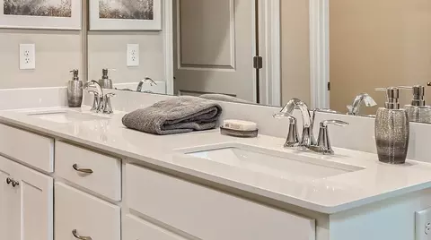 Bath - 5450 Redbud Rd, Lancaster, SC 29720 photo 5 of 6