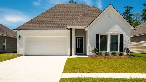 35417 Forest Manor Ave, Denham Springs, LA 70706