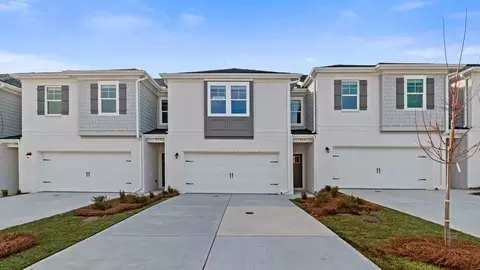 264 Sanctuary Dr, Mcdonough, GA 30253