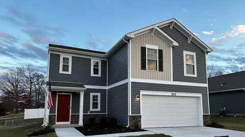 107 Stearns Dr, Stephens City, VA 22655