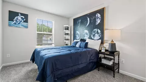 Bedroom - 107 Stearns Dr, Stephens City, VA 22655 photo 3 of 10