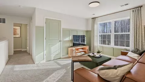Entry Way - 107 Stearns Dr, Stephens City, VA 22655 photo 2 of 3