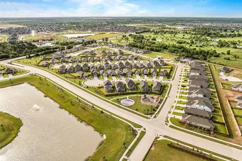 View/Area - 5702 Dawning Sun St, Fulshear, TX 77441 photo 3 of 13