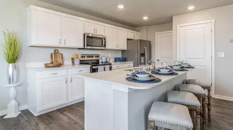 Kitchen - 7918 N 169th St, Bennington, NE 68007 photo 5 of 8