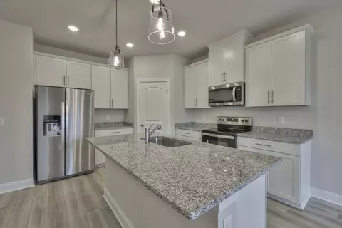 1334 Bluffton Cir, Clarksville, TN 37043