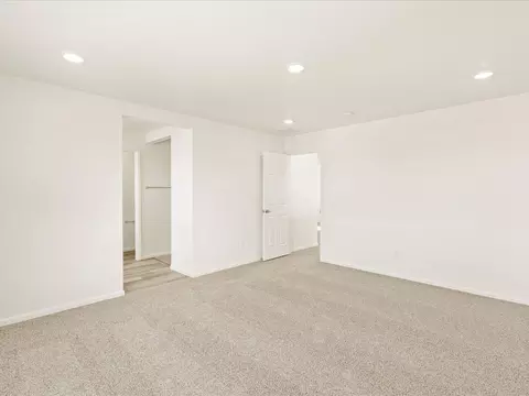 6691 Roundtail Way, Colorado Springs, CO 80925