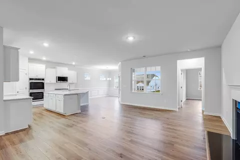 Living - 5461 Redbud Rd, Lancaster, SC 29720 photo 5 of 7