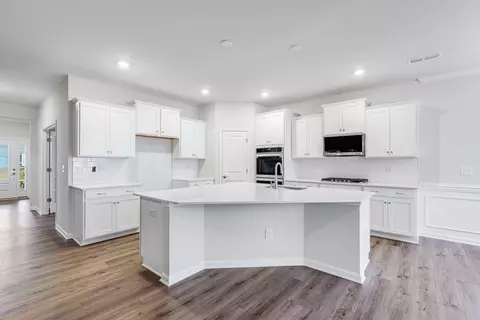 Kitchen - 5461 Redbud Rd, Lancaster, SC 29720 photo 6 of 10