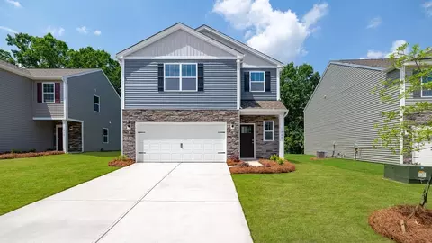 1406 5th Street Dr NE, Hickory, NC 28601