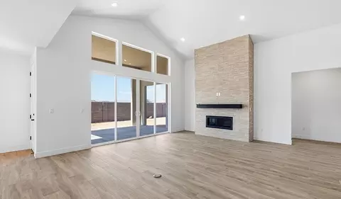 Living - 498 E Bramish Place Dr, Washington, UT 84780 photo 1 of 1