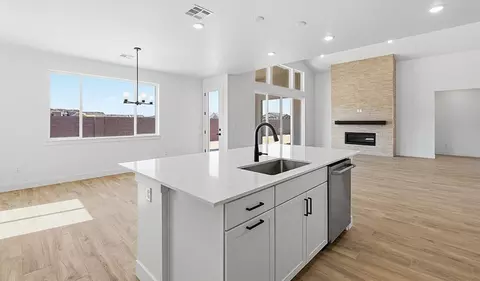 Kitchen - 498 E Bramish Place Dr, Washington, UT 84780 photo 1 of 1