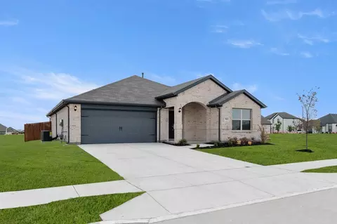 Exterior - 921 Abalone Ave, Haslet, TX 76052 photo 2 of 4