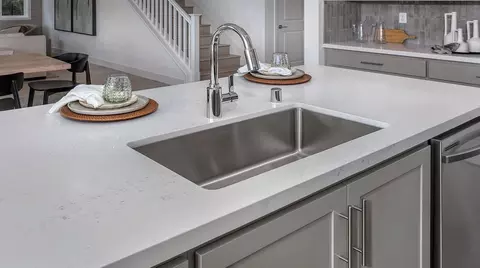 Kitchen - 7278 Oscar Dr, Tracy, CA 95377 photo 6 of 8