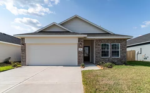428 Monarch Trl, Huntsville, TX 77320