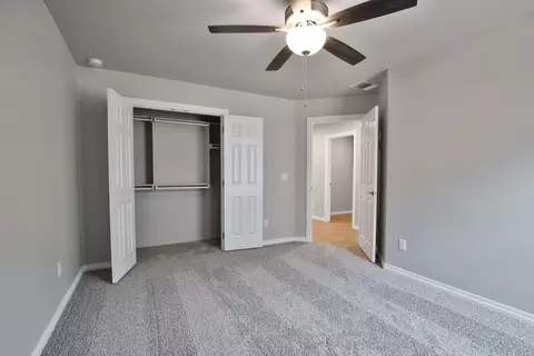 Bedroom - 8701 Stark St, Arcadia, OK 73007 photo 2 of 14