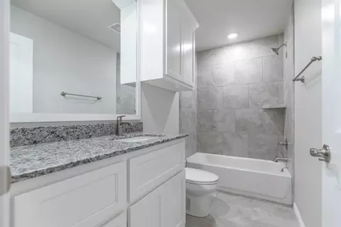 Bath - 8701 Stark St, Arcadia, OK 73007 photo 8 of 13