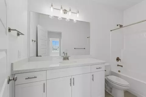 Bath - 2664 W Aurora Ave, Mapleton, UT 84664 photo 4 of 6