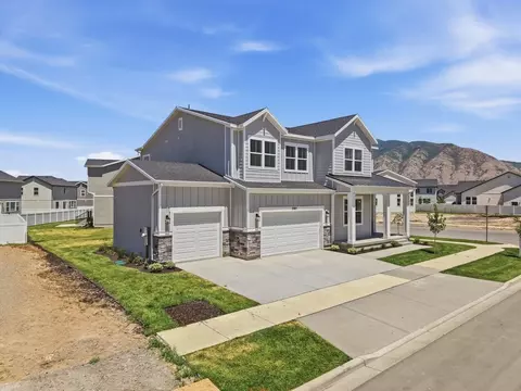 Exterior - 2664 W Aurora Ave, Mapleton, UT 84664 photo 3 of 8