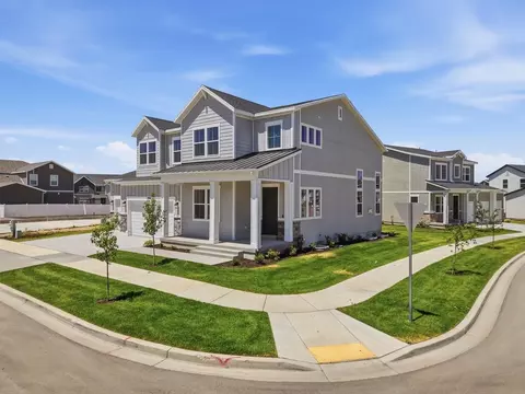 Exterior - 2664 W Aurora Ave, Mapleton, UT 84664 photo 2 of 8