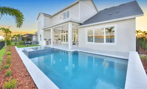 Exterior - 18477 Foxtail Loop, Venice, FL 34293 photo 6 of 8