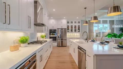 Kitchen - 1400 Bellagio Loop, Tavares, FL 32778 photo 5 of 5