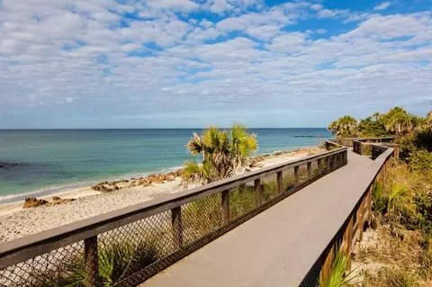 View/Area - 12324 Falling Leaf Pl, Venice, FL 34293 photo 2 of 3
