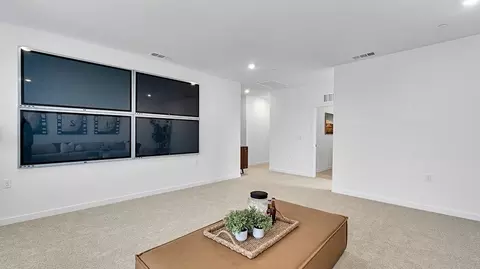Entry Way - 1017 Shasta Way W, Madera, CA 93636 photo 1 of 2